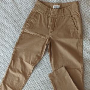 Elegant Tan Women's Cropped Pants